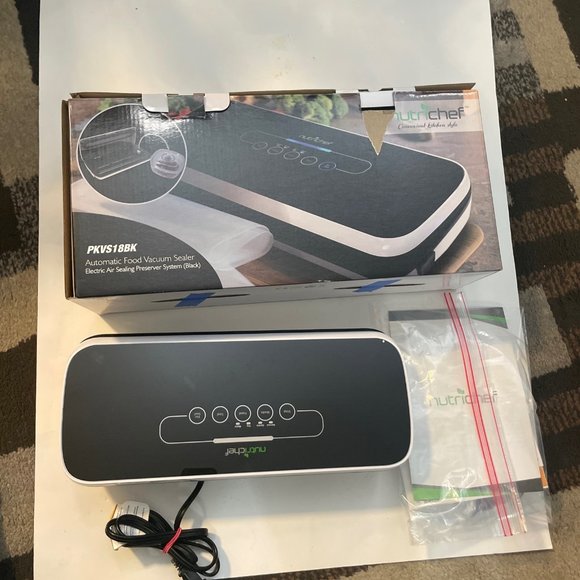 BLACK NUTRICHEF AUTOMATIC FOOD VACUUM SEALER MODEL PKVS18 Tested Used condition - Picture 2 of 3